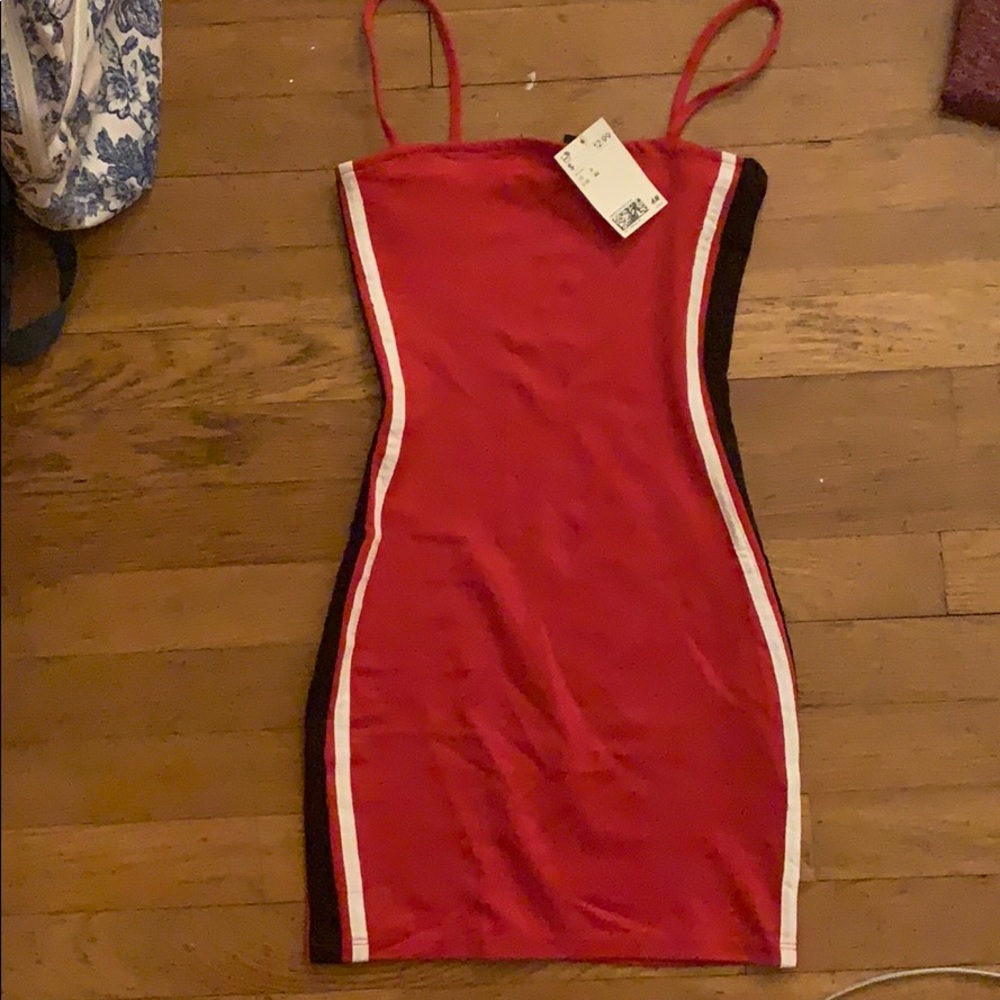 Red dress h and m